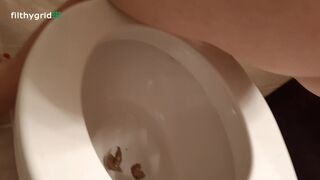 Poop on the seat, ScatKings.com Scat Porn 14 ScatKings.com Scat Porn