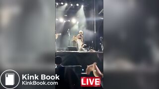 ????????SINGER PISSES ON FAN @CONCERT OMG! LOL1080, ScatKings.com Scat Porn 14 ScatKings.com Scat Porn