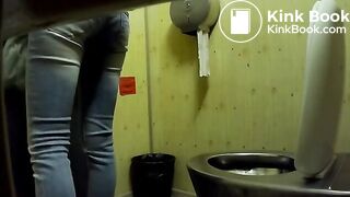 gaspillage de papier, ScatKings.com Scat Porn 13 ScatKings.com Scat Porn